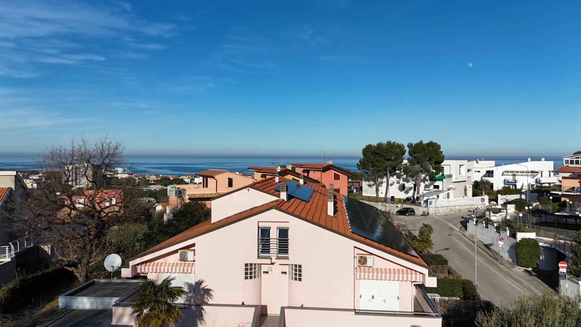 Palme 11 - Marcelli, Bilocale Con Terrazzino, Residence Le Palme Luaran gambar